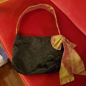 ARTISAN CRAFTED HANDBAG